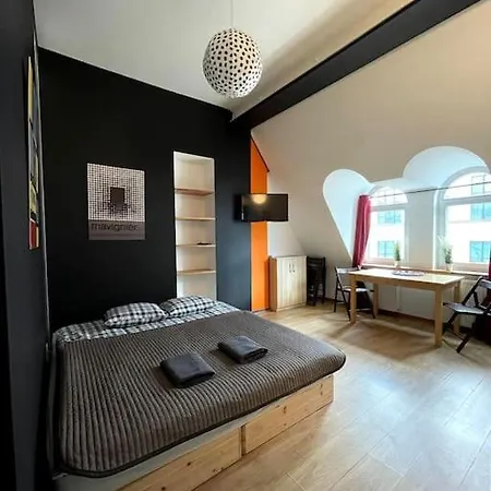 Daire Bezagenta Centrum3 Wi-fi Great Location!